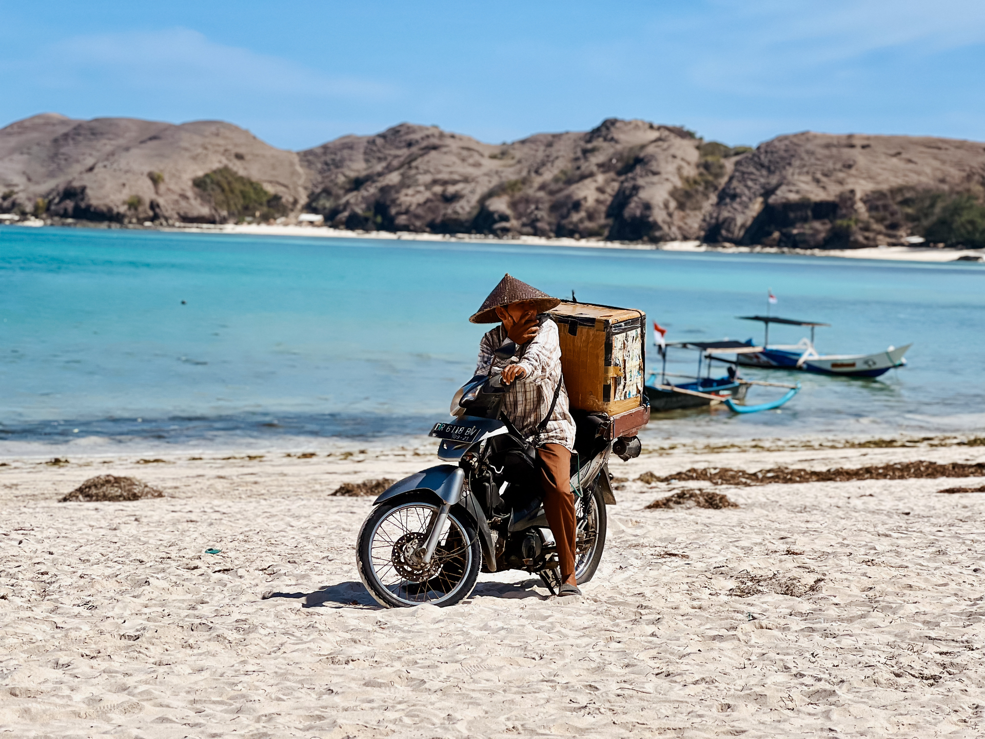 Scooter sur la plage